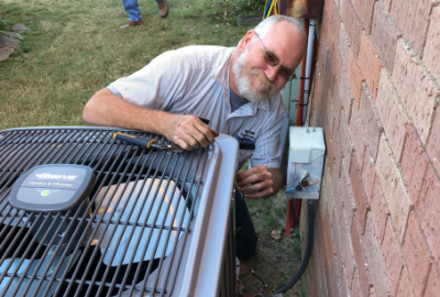 hvac worker 